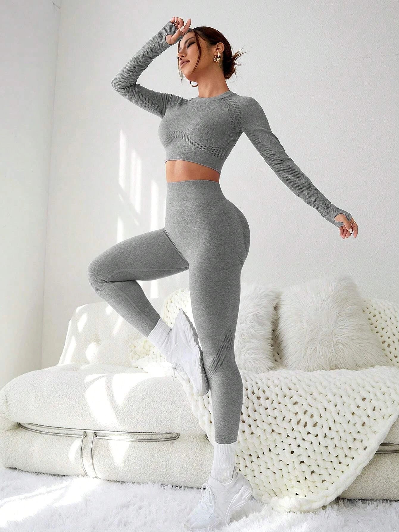 Slayoga Cut & Back Thumb Holes Sports Set Workout Women Setwomen Workout Set
