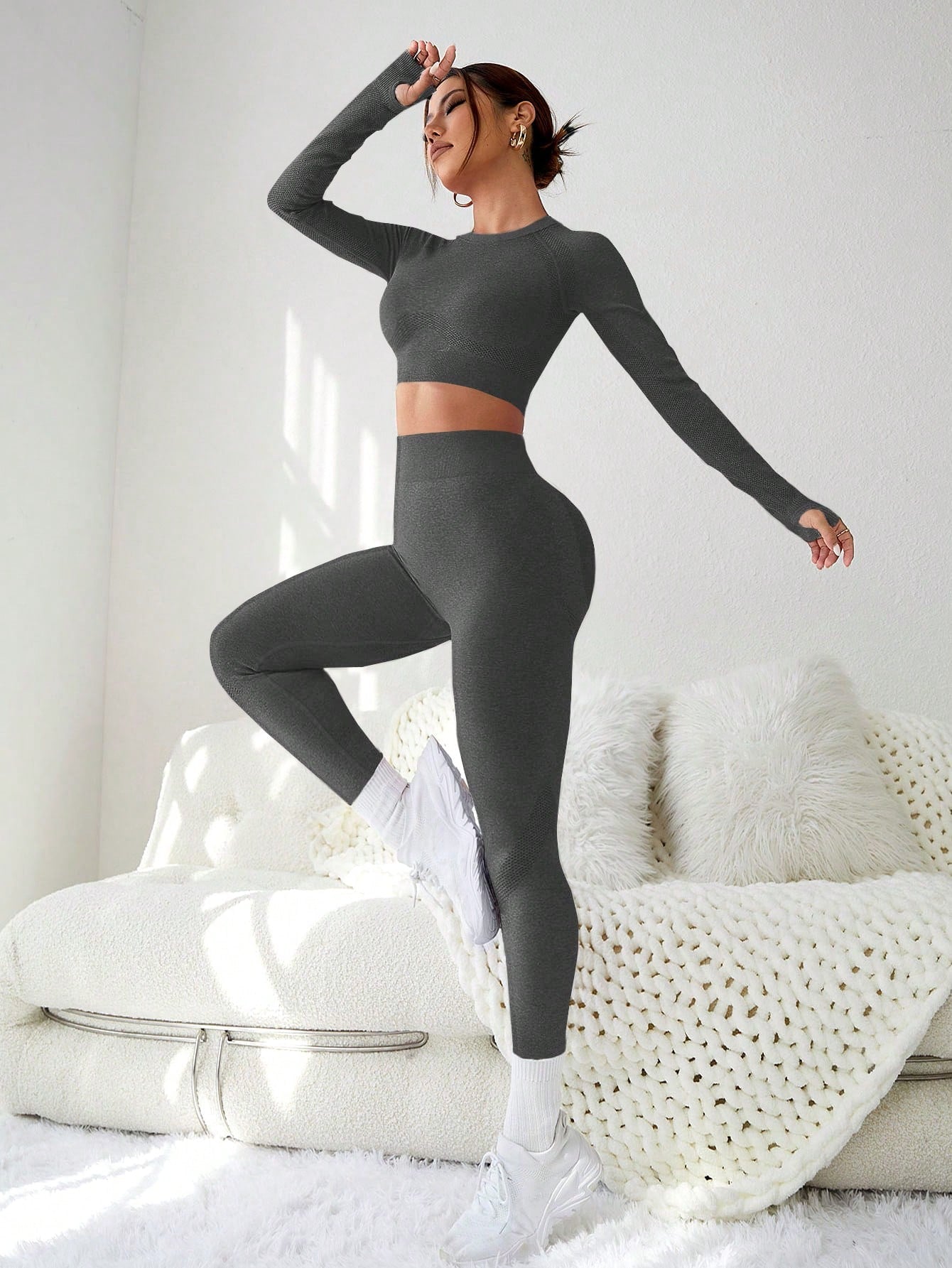 Slayoga Cut & Back Thumb Holes Sports Set Workout Women Setwomen Workout Set