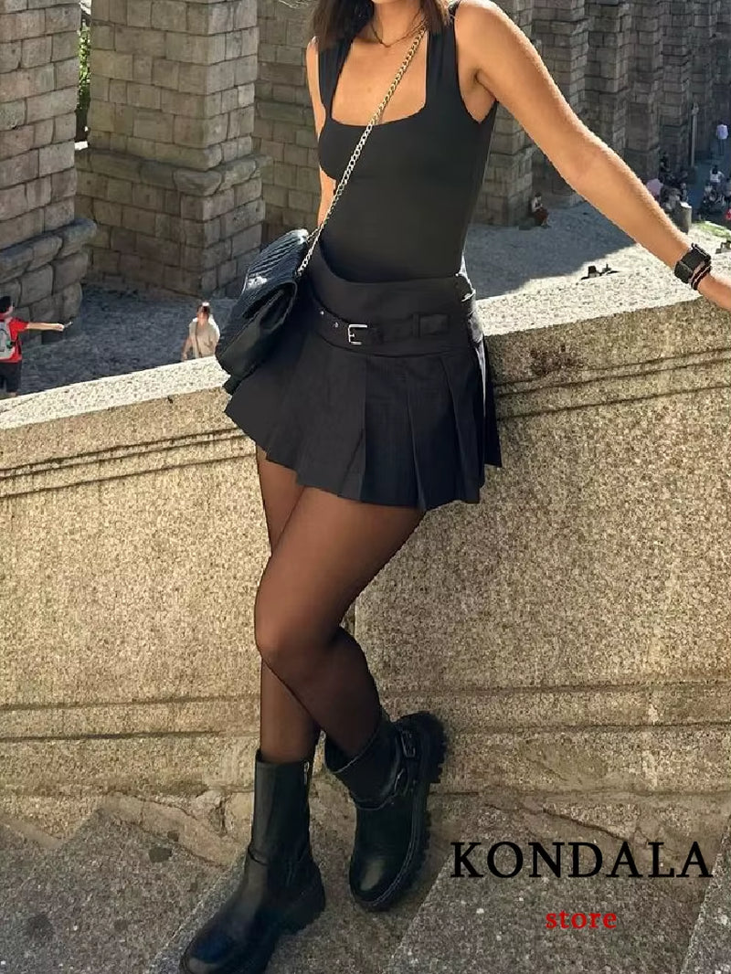 TRAFZA Vintage Casual Chic Women Skirt Solid Short Zipper Straight Short Skirt New Fashion 2025 Summer Holiday Mini Skirt
